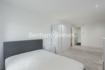 2 bedrooms flat to rent in Royal Drive, Friern Barnet, N11-image 13