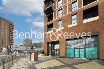 2 bedrooms flat to rent in The Hyde, West Hendon, NW9-image 15