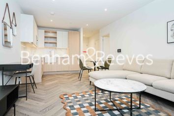 1 bedroom flat to rent in Henshaw Parade, Hampstead, NW9-image 7