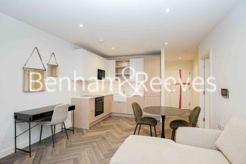 1 bedroom flat to rent in Henshaw Parade, Hampstead, NW9-image 14