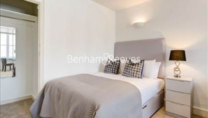 Studio flat to rent in Hill Street, Mayfair, W1J-image 3