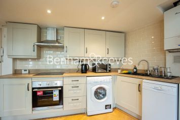 1 bedroom flat to rent in Longridge Road, Earls Court, SW5-image 2