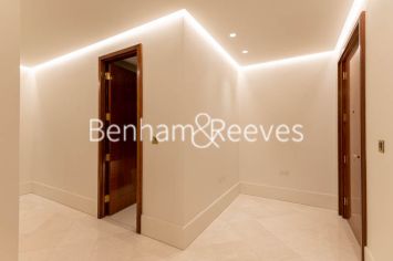 1 bedroom flat to rent in Lancer Square, Kensington, W8-image 13