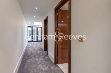 1 bedroom flat to rent in Lancer Square, Kensington, W8-image 14