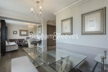 2 bedrooms flat to rent in Troy Court, Kensington High Street, W8-image 3