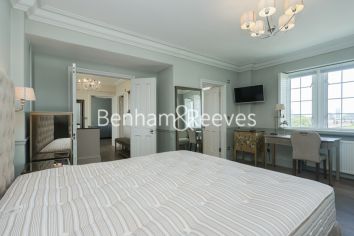 2 bedrooms flat to rent in Troy Court, Kensington High Street, W8-image 4