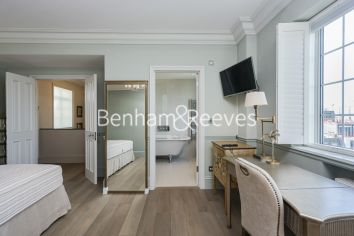2 bedrooms flat to rent in Troy Court, Kensington High Street, W8-image 13
