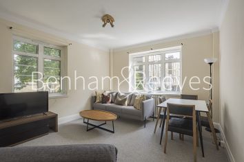 3 bedrooms flat to rent in Redcliffe Close, Kensington, SW5-image 1