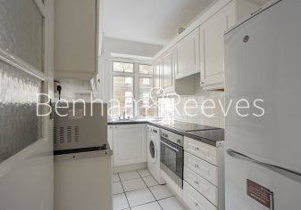 3 bedrooms flat to rent in Redcliffe Close, Kensington, SW5-image 7