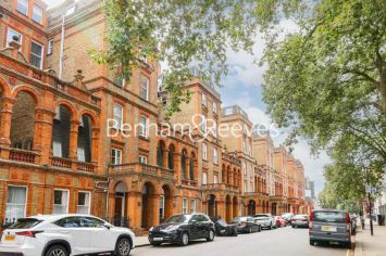 1 bedroom flat to rent in Courtfield Road, Kensington, SW7-image 10