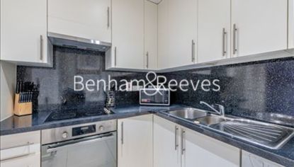 2 bedrooms flat to rent in Somerset Court, Kensington,W8-image 2