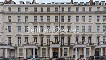 2 bedrooms flat to rent in Somerset Court, Kensington,W8-image 5