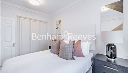 2 bedrooms flat to rent in Somerset Court, Kensington,W8-image 7