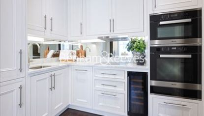 3 bedrooms flat to rent in Prince of Wales Terrace, Kensington, W8-image 2