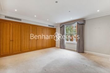 6 bedrooms house to rent in Cheniston Gardens, Kensington, W8-image 15