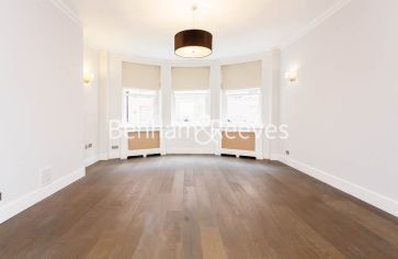 3 bedrooms flat to rent in Kensington Court Mansions, Kensington, W8-image 17