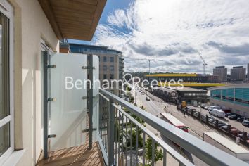 Studio flat to rent in Heritage Avenue, Colindale, NW9-image 5