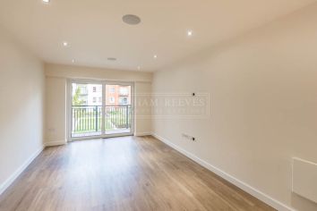 2 bedrooms flat to rent in East Drive, Colindale, NW9-image 2