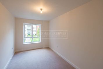 2 bedrooms flat to rent in East Drive, Colindale, NW9-image 3