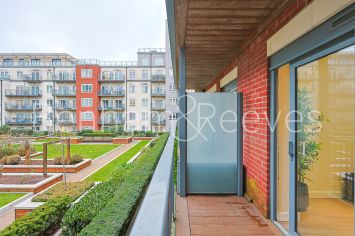 2 bedrooms flat to rent in East Drive, Colindale, NW9-image 8