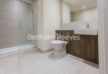 Studio flat to rent in Beaufort Square, Colindale, NW9-image 4