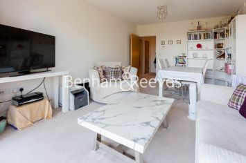 1 bedroom flat to rent in Observer Close, Colindale, NW9-image 1