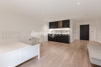 Studio flat to rent in Beaufort Square, Beaufort Park, NW9-image 6