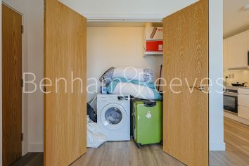 2 bedrooms flat to rent in Colindale Gardens, Beaufort Park, NW9-image 18