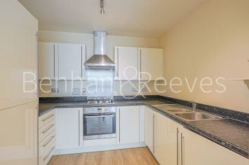 1 bedroom flat to rent in Mar House,The Hyde, NW9-image 2