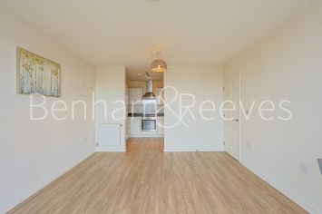 1 bedroom flat to rent in Mar House,The Hyde, NW9-image 8