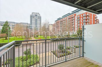 Studio flat to rent in Beaufort Park, Beaufort Square, NW9-image 4