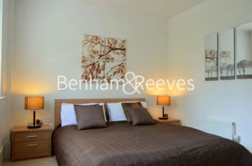 1 bedroom flat to rent in Theobalds Road, Bloomsbury, WC1X-image 3