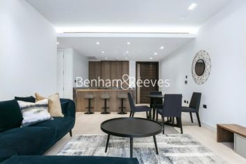 2 bedrooms flat to rent in Lincoln Square, Portugal Street, WC2A-image 1