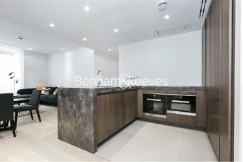 2 bedrooms flat to rent in Lincoln Square, Portugal Street, WC2A-image 2