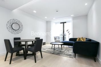 2 bedrooms flat to rent in Lincoln Square, Portugal Street, WC2A-image 3