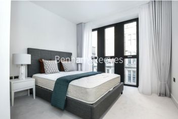 2 bedrooms flat to rent in Lincoln Square, Portugal Street, WC2A-image 9