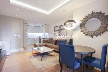 1 bedroom flat to rent in Strand, Savoy House, WC2R-image 3