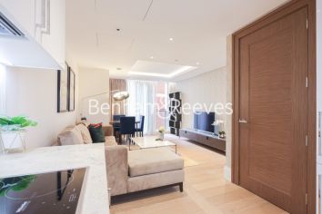 1 bedroom flat to rent in Strand, Savoy House, WC2R-image 17