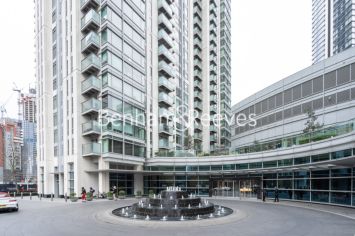 Studio flat to rent in Pan Peninsula Square, Canary Wharf, E14-image 5