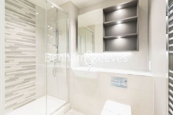2 bedrooms flat to rent in Greenleaf Walk, Southall, UB1-image 4