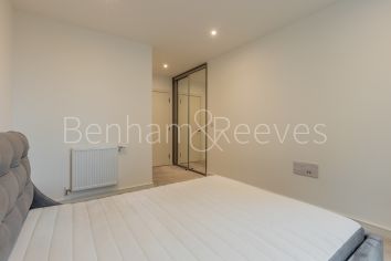 2 bedrooms flat to rent in Accolade Avenue, Southall, UB1-image 10