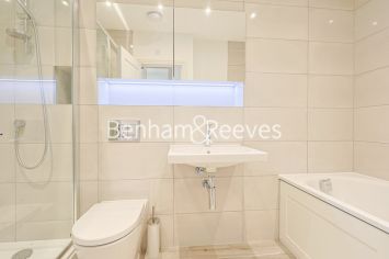 2 bedrooms flat to rent in Commonwealth Place, Slough, SL2-image 4