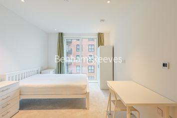 2 bedrooms flat to rent in Iris House, Cedrus Avenue, UB1-image 12