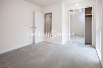 3 bedrooms flat to rent in Lensview Close, Harrow, HA1-image 19