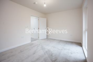 3 bedrooms flat to rent in Lensview Close, Harrow, HA1-image 20
