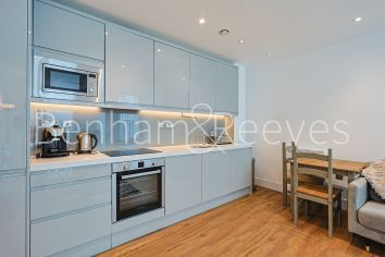2 bedrooms flat to rent in Westgate House, West Gate, W5-image 7