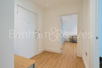 2 bedrooms flat to rent in Westgate House, West Gate, W5-image 17