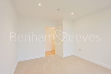 2 bedrooms flat to rent in Quay Walk, Grand Union, HA0-image 15