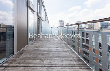 1 bedroom flat to rent in Denison House, Lanterns Way, E14-image 5