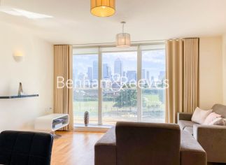 2 bedrooms flat to rent in Ingot Tower, Canary Wharf, E14-image 9